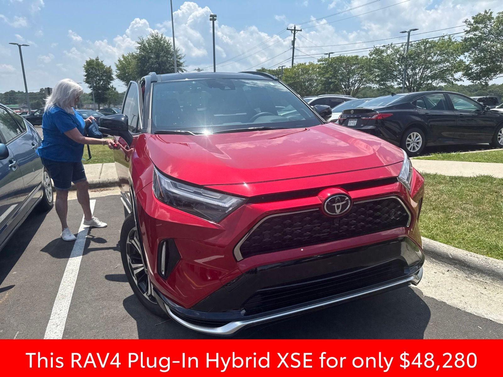 2025 Toyota RAV4 Plug-In Hybrid XSE