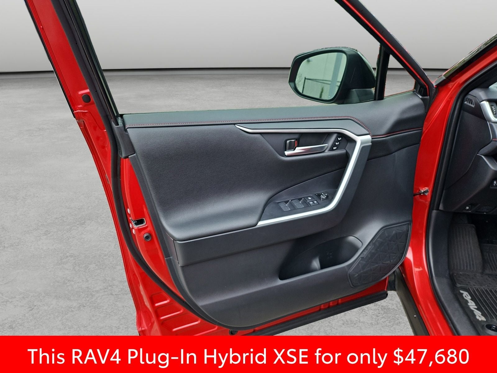 2025 Toyota RAV4 Plug-In Hybrid XSE