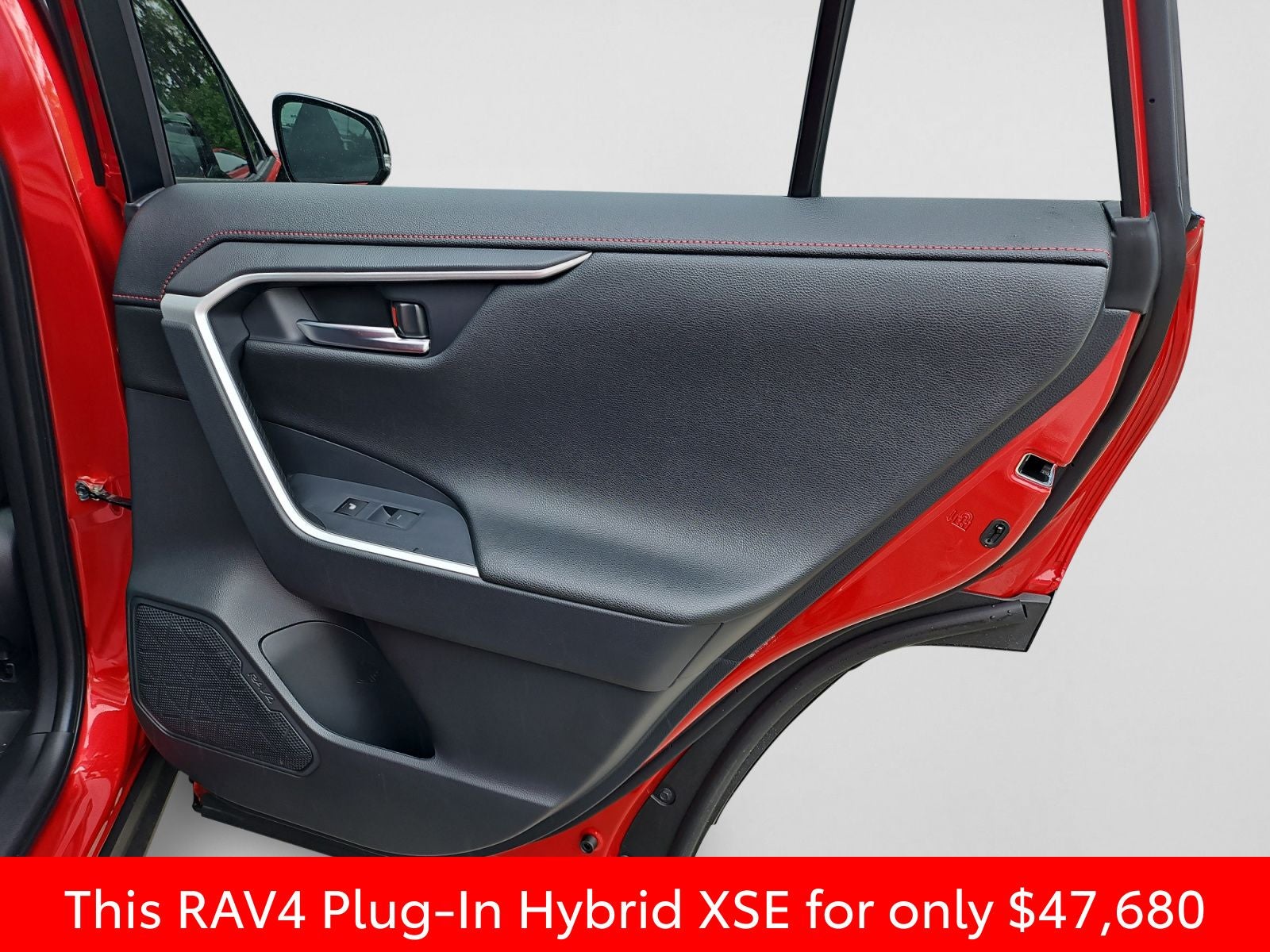 2025 Toyota RAV4 Plug-In Hybrid XSE