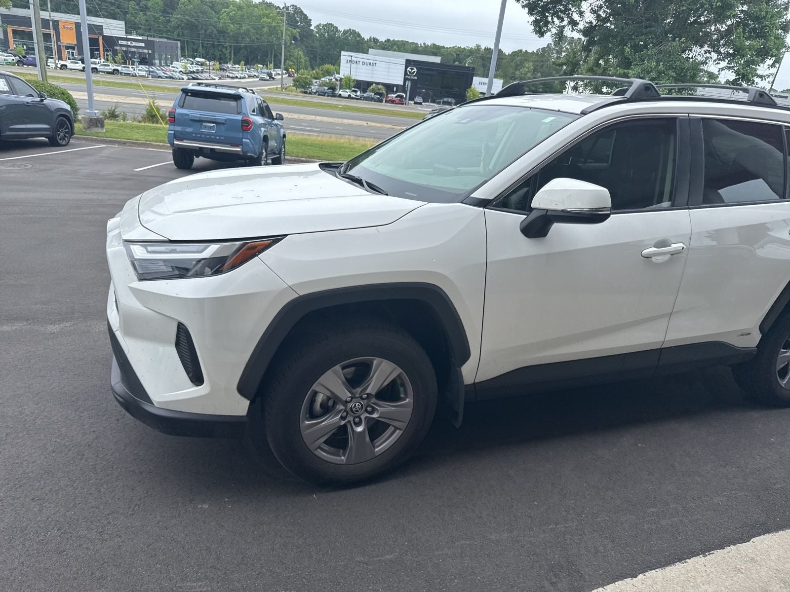 2024 Toyota RAV4 Hybrid XLE
