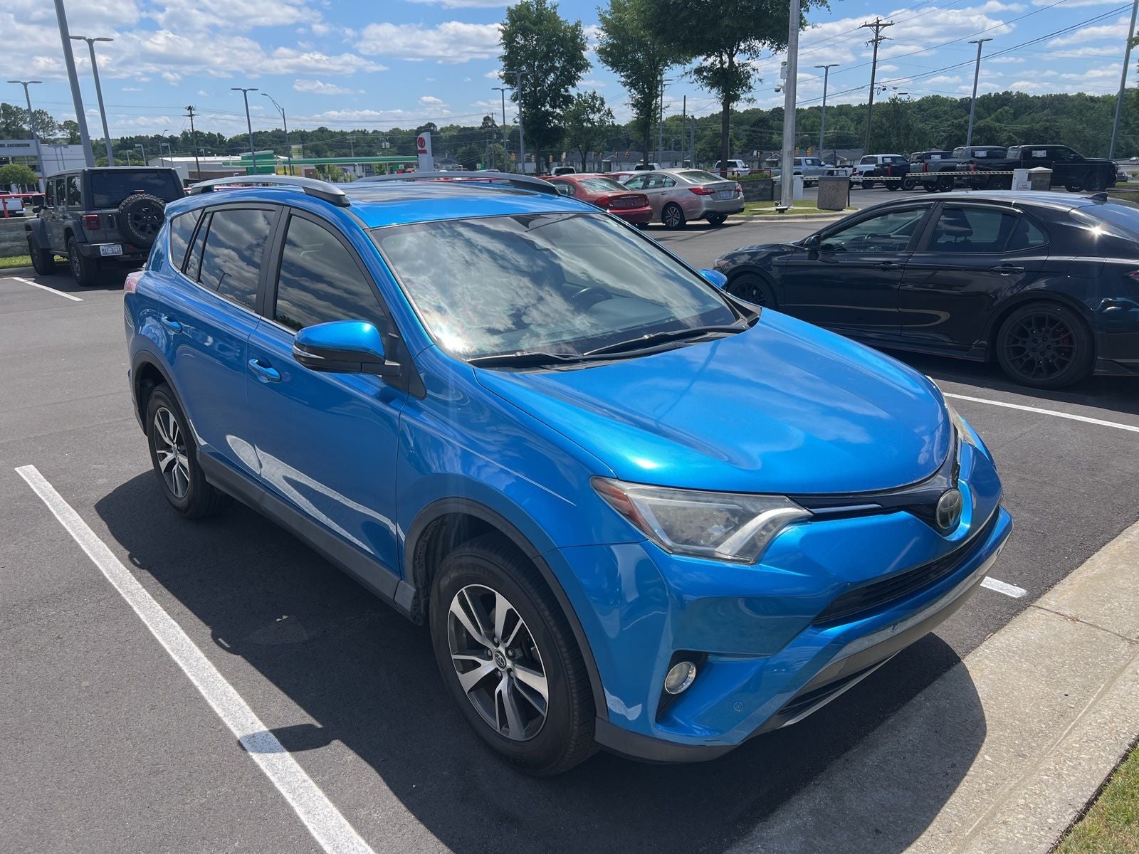2017 Toyota RAV4 XLE