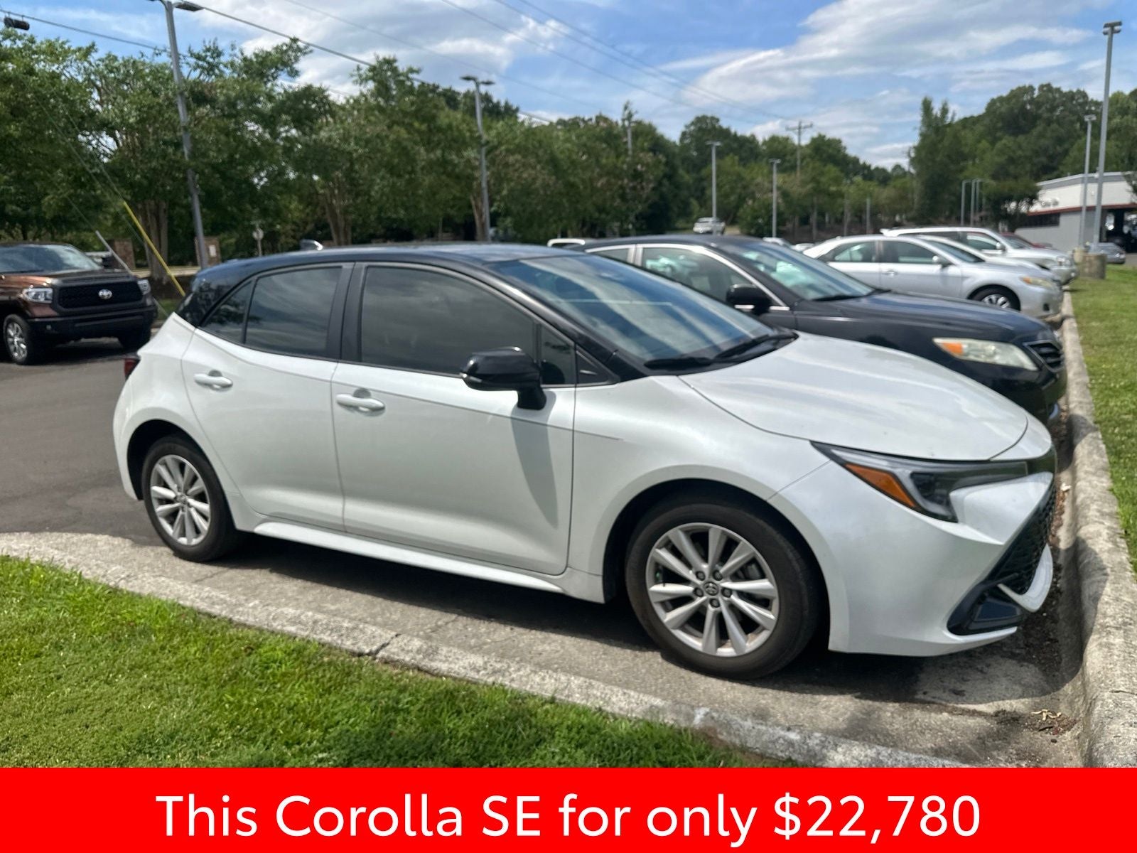 2023 Toyota Corolla Hatchback SE