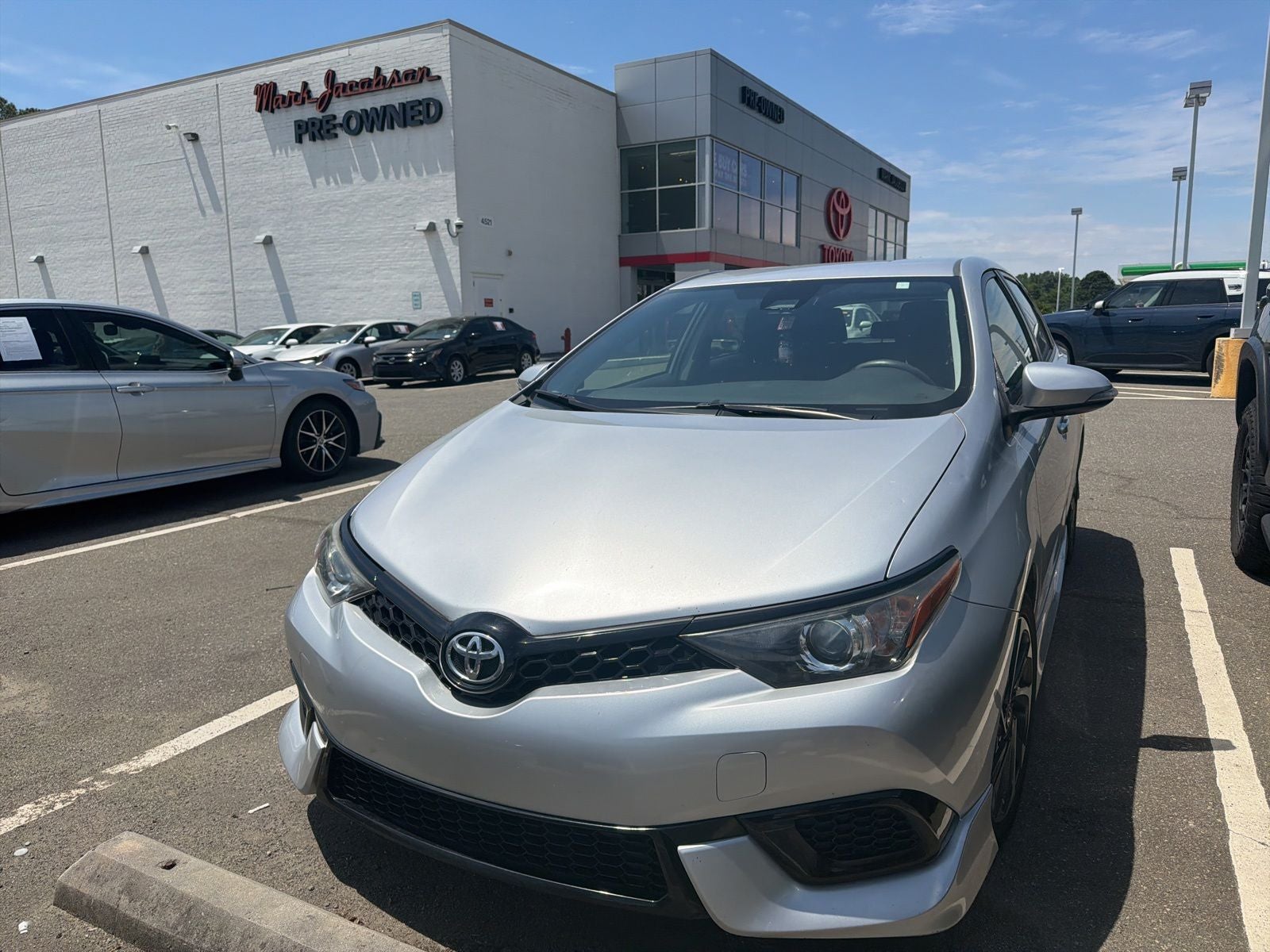 2017 Toyota Corolla iM CVT's photo