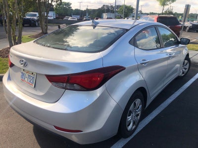 2016 Hyundai Elantra SE