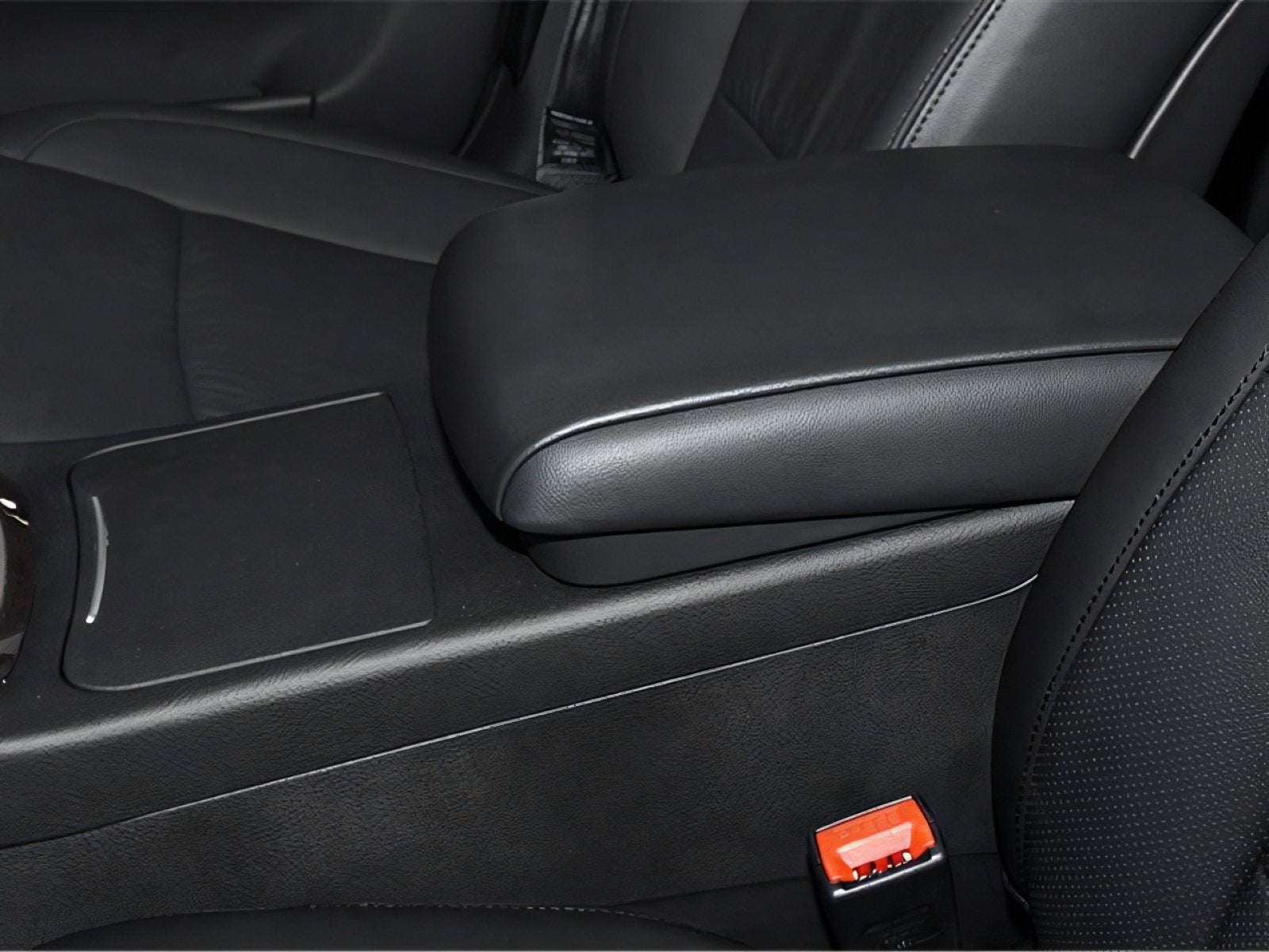 2013 Hyundai Genesis 3.8