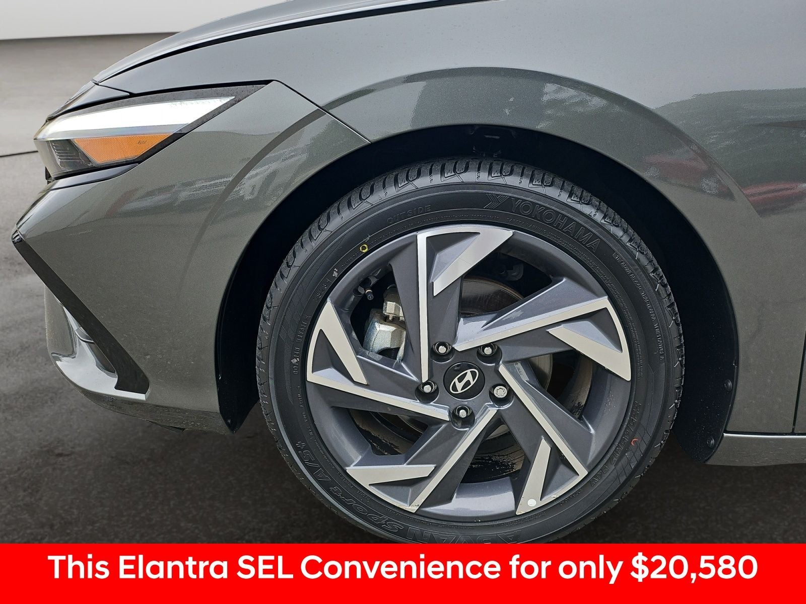 2025 Hyundai Elantra SEL Convenience