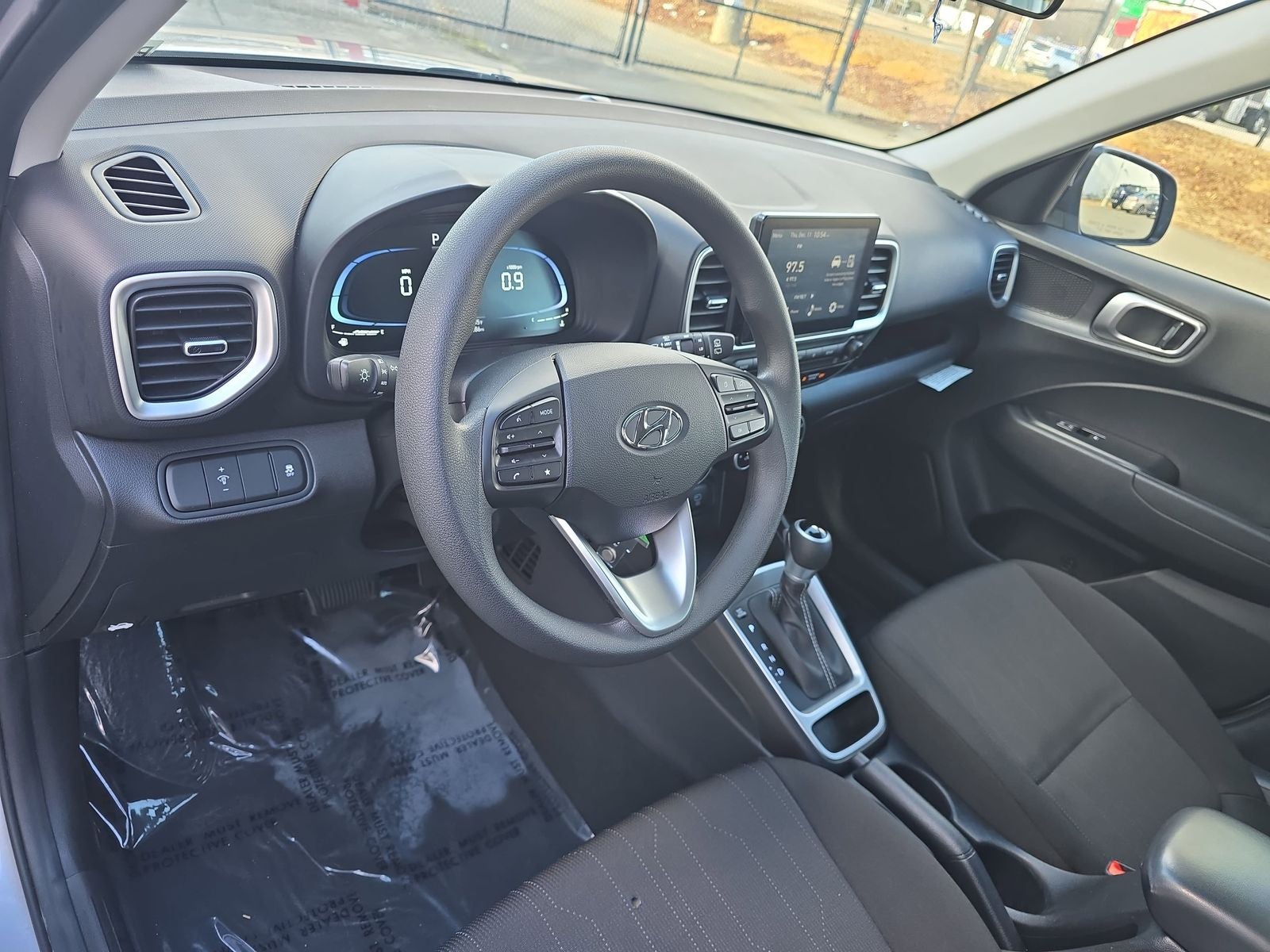 2024 Hyundai Venue SE