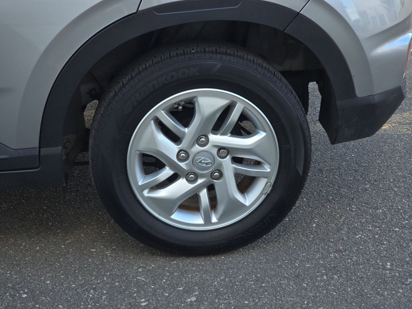 2024 Hyundai Venue SE