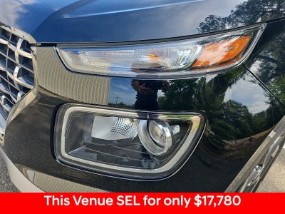 2022 Hyundai Venue SEL