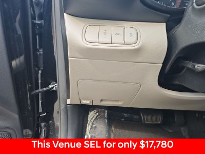 2022 Hyundai Venue SEL
