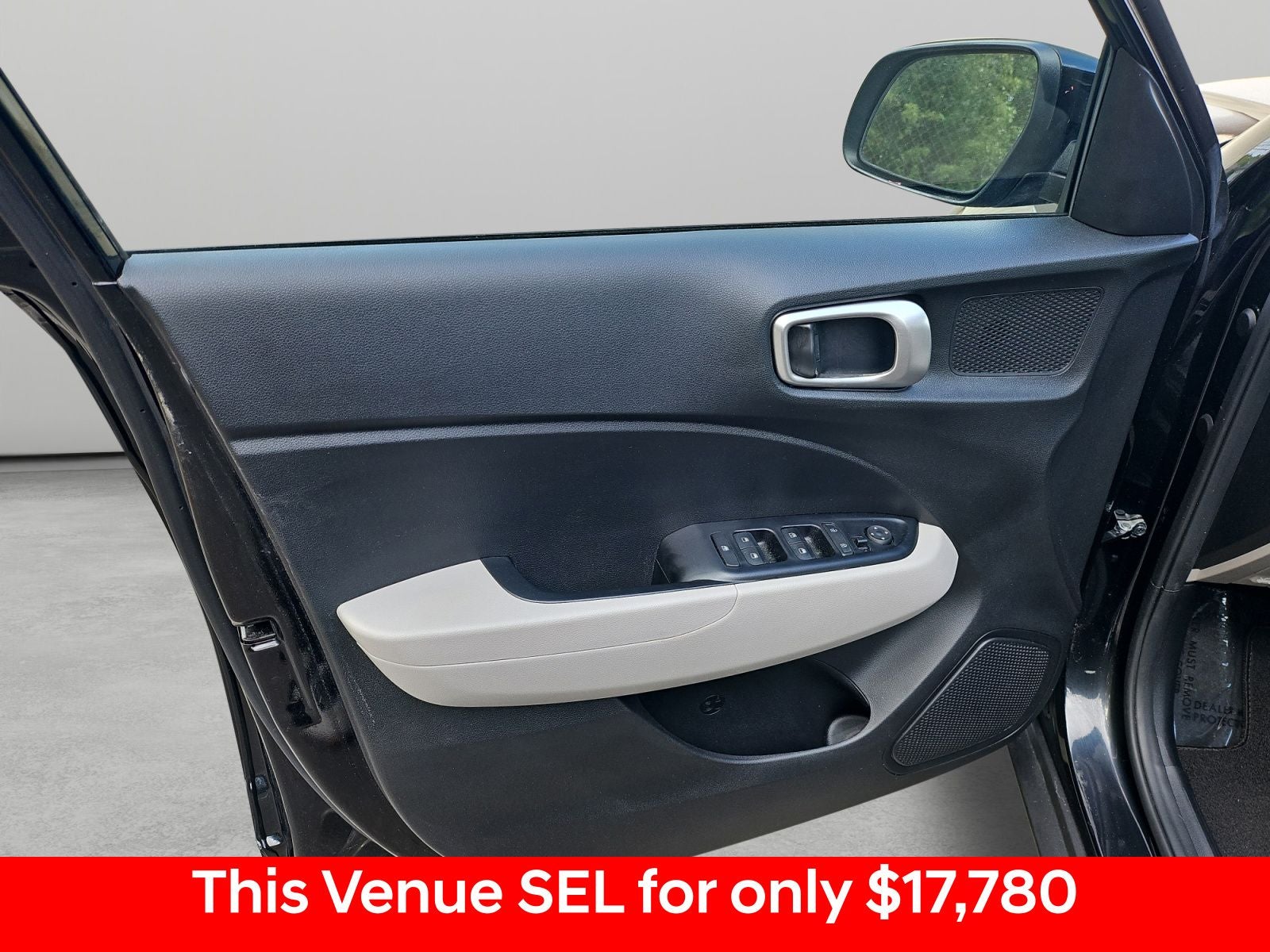 2022 Hyundai Venue SEL