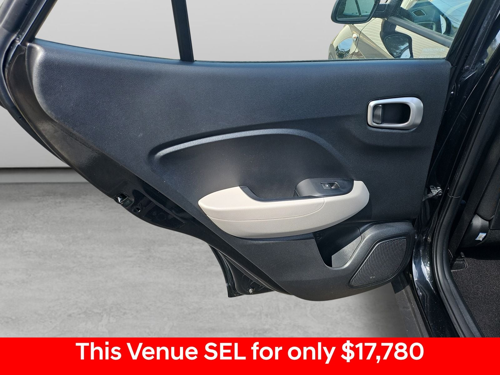 2022 Hyundai Venue SEL