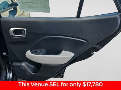 2022 Hyundai Venue SEL