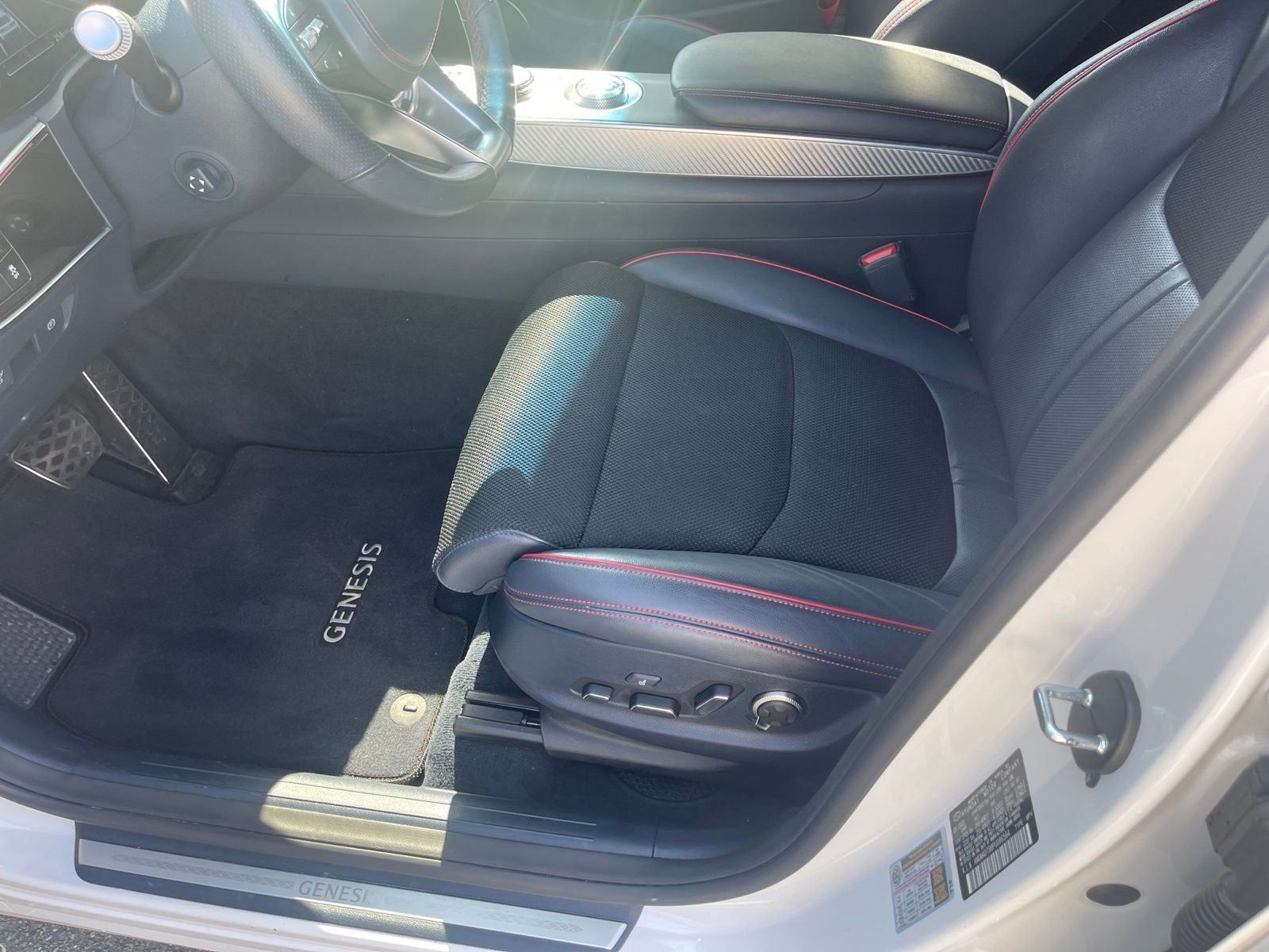 2023 Genesis GV70 2.5T