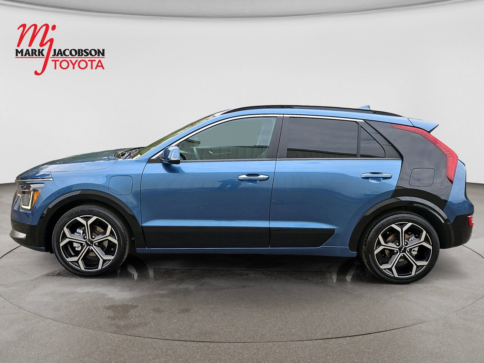 2024 Kia Niro Plug-In Hybrid SX