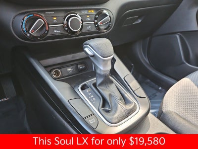 2025 Kia Soul LX