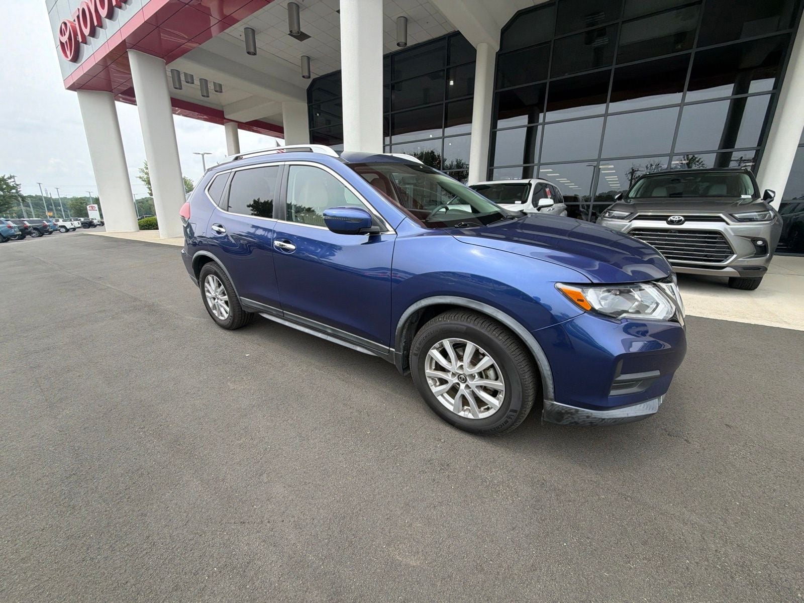 2018 Nissan Rogue SV