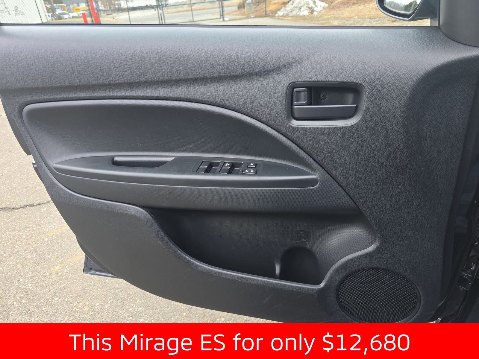 2024 Mitsubishi Mirage ES