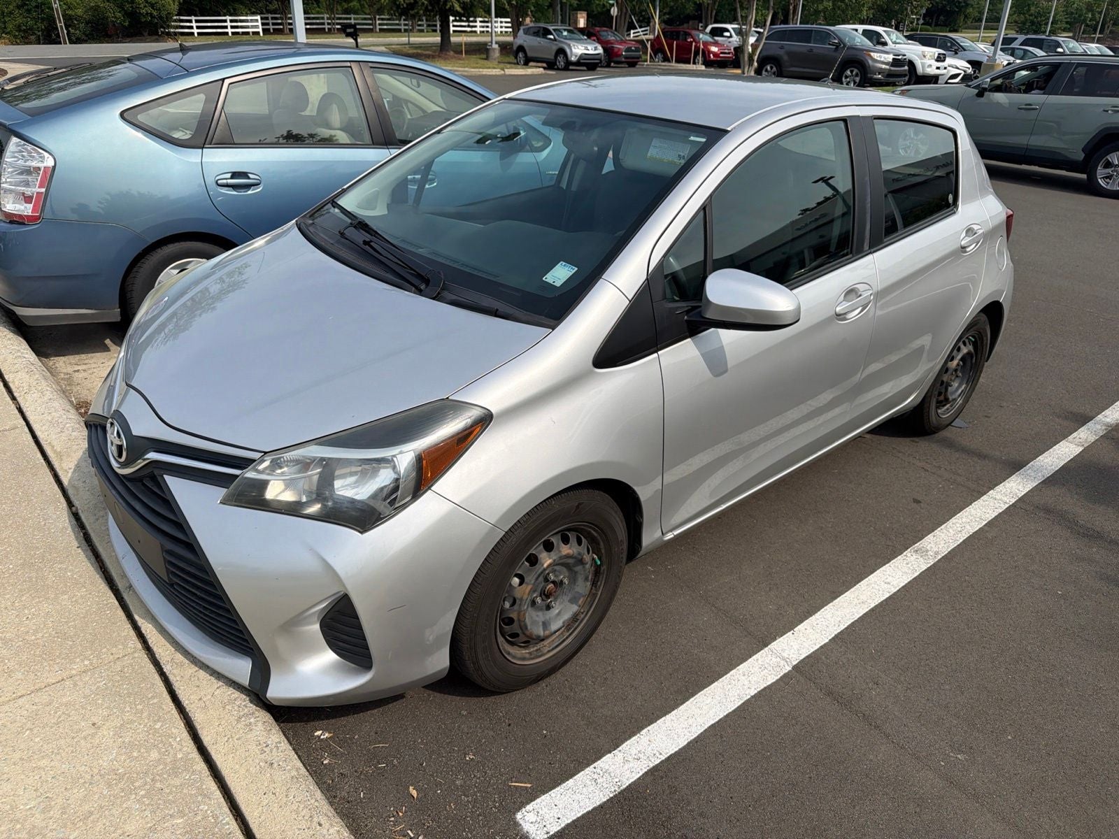 2015 Toyota Yaris L