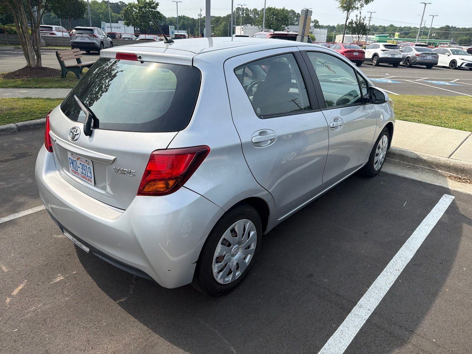 2015 Toyota Yaris L