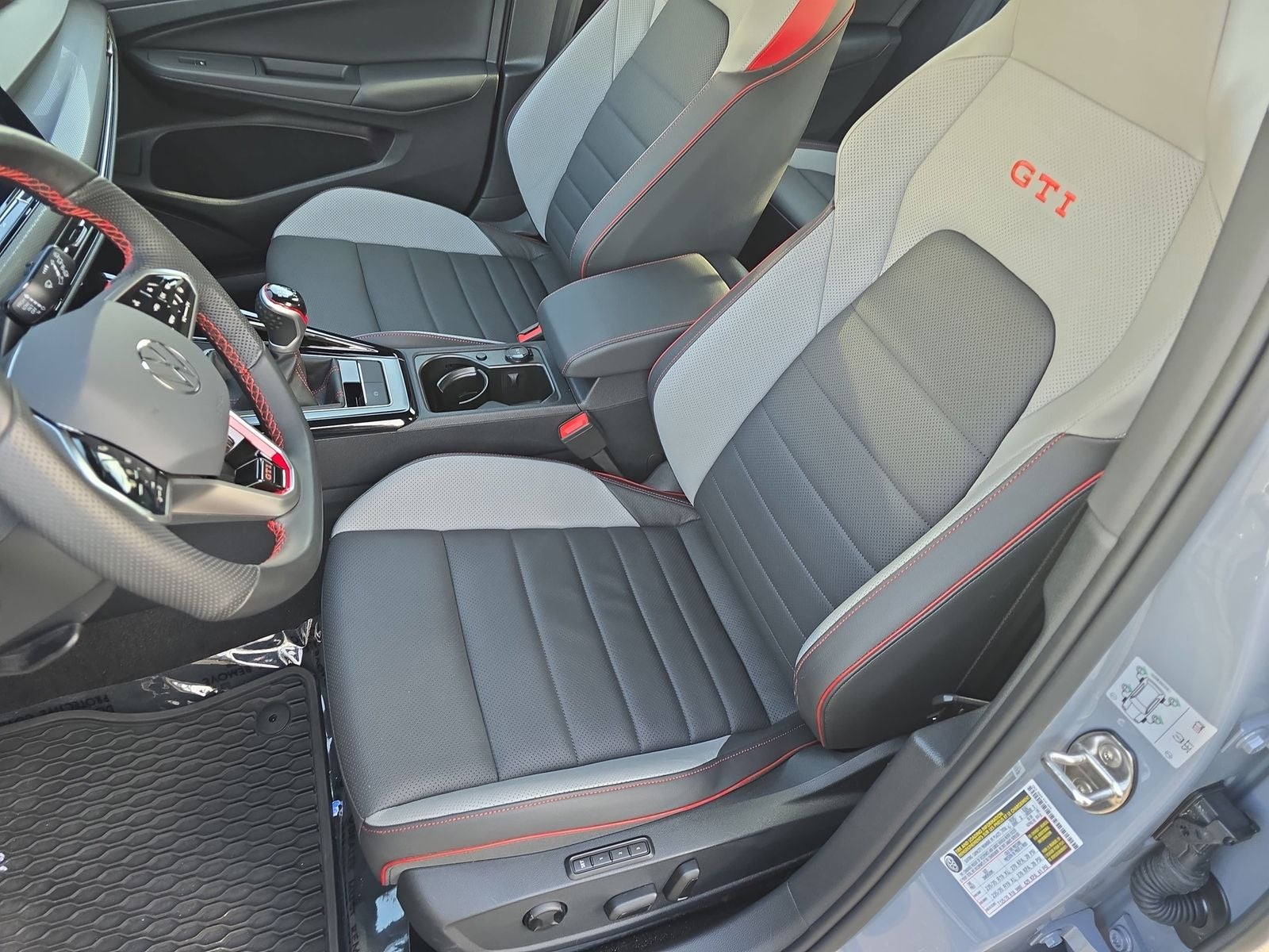 2024 Volkswagen Golf GTI Autobahn