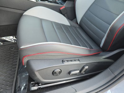 2024 Volkswagen Golf GTI Autobahn