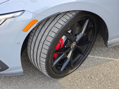 2024 Volkswagen Golf GTI Autobahn