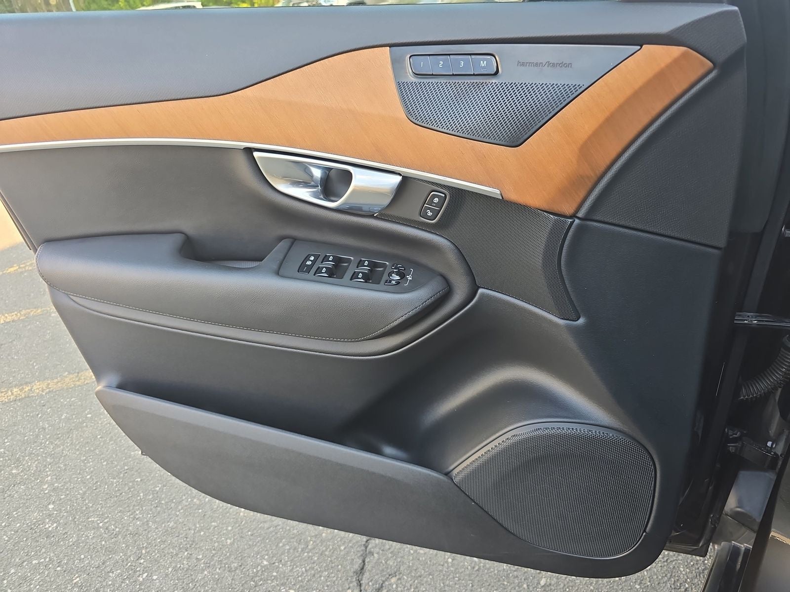 2023 Volvo XC90 B6 Plus 7-Seater