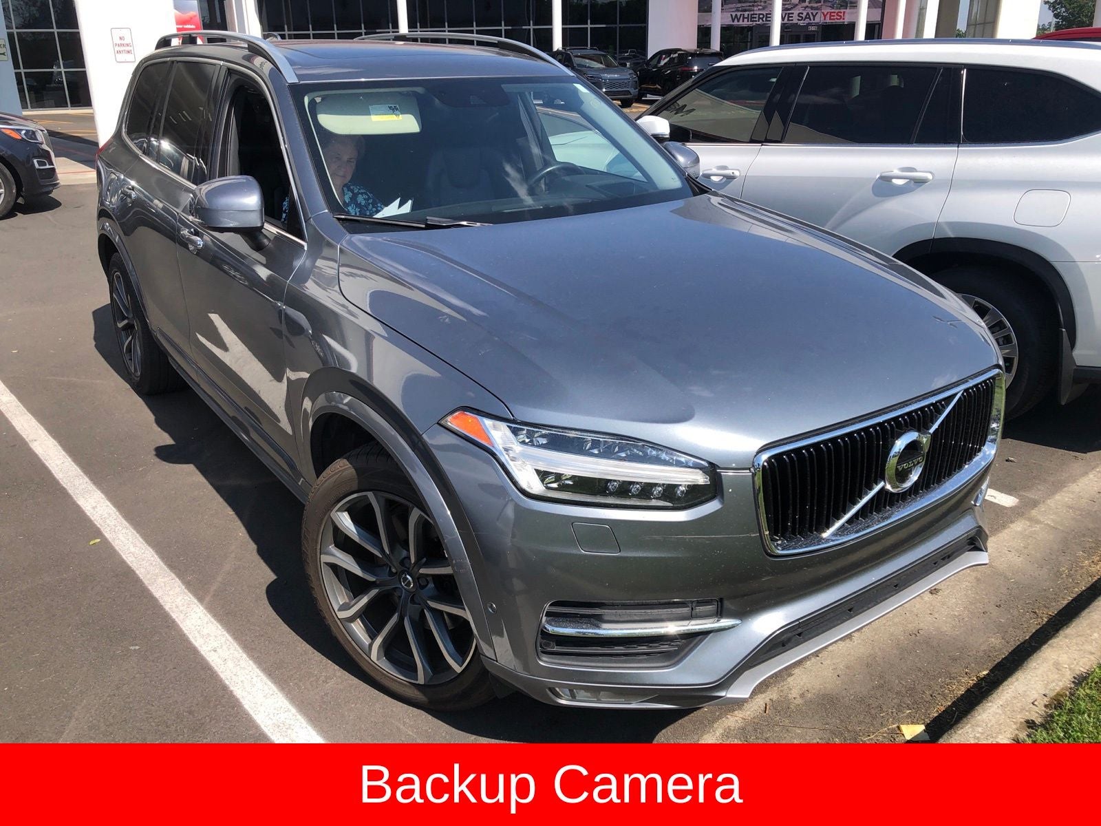 2019 Volvo XC90 T5 Momentum