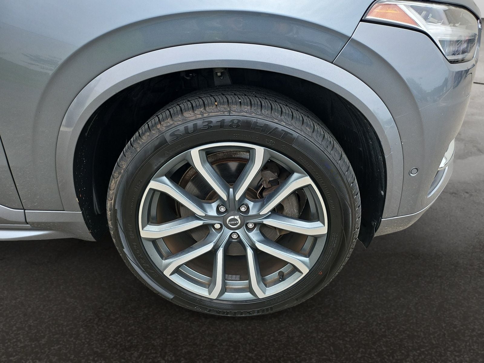 2019 Volvo XC90 T5 Momentum