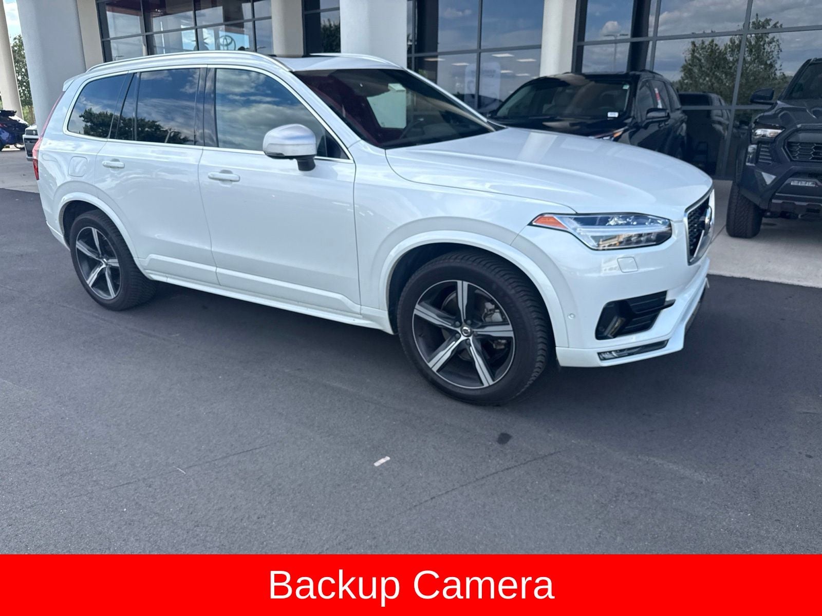 2019 Volvo XC90 T6 R-Design