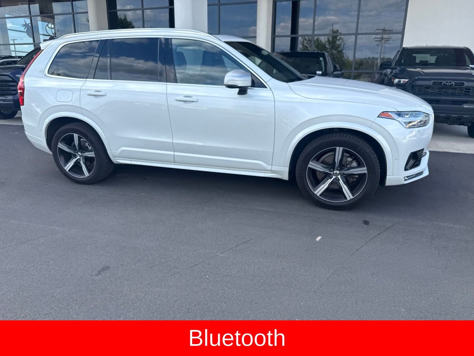 2019 Volvo XC90 T6 R-Design