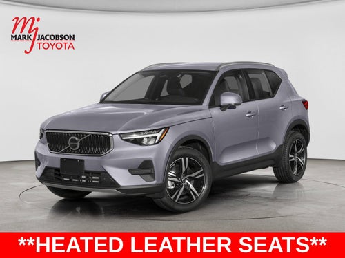 2023 Volvo XC40 B5 Plus Dark Theme