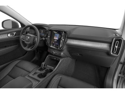 2023 Volvo XC40 B5 Plus Dark Theme