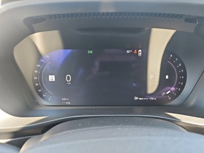 2023 Volvo XC40 B5 Plus Dark Theme