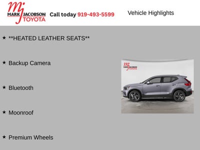 2023 Volvo XC40 B5 Plus Dark Theme